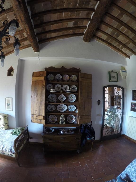 Casale Le Querce Apartment คาสเตลนูโอโว เบราร์เดนกา ภายนอก รูปภาพ